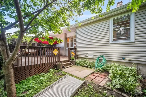 36 Mosedale Street St. Charles IL 60174