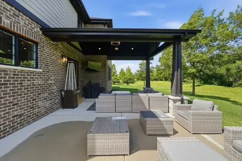 7812 Northwoods Drive Frankfort IL 60423