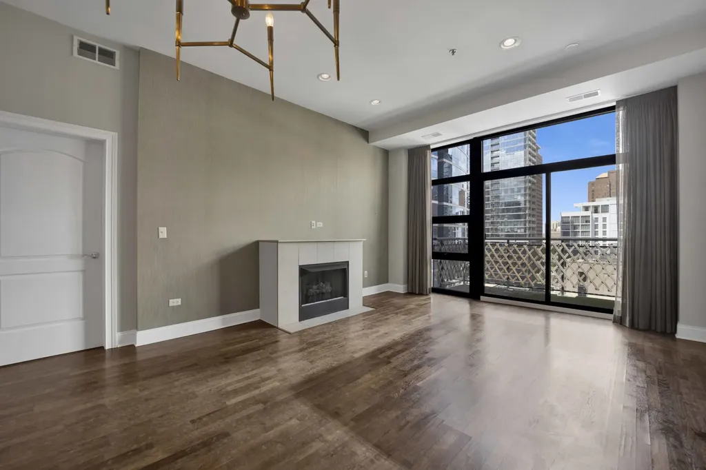 101 West Superior Street Chicago IL 60654