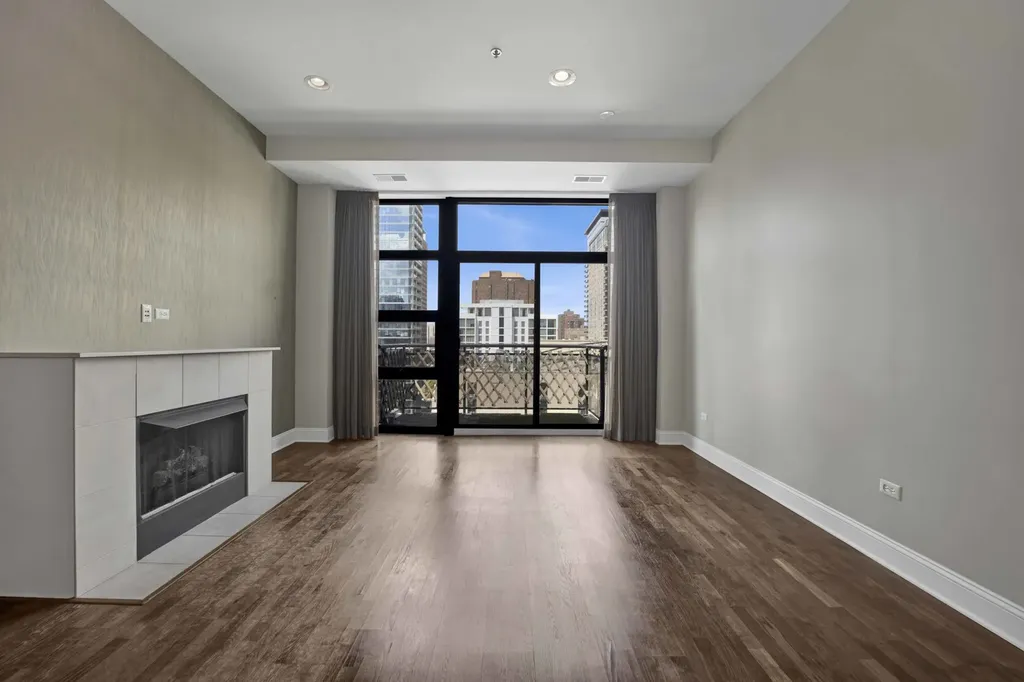 101 West Superior Street Chicago IL 60654