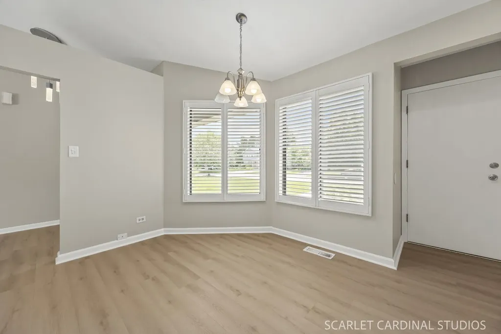 1444 Westglen Drive Naperville IL 60565