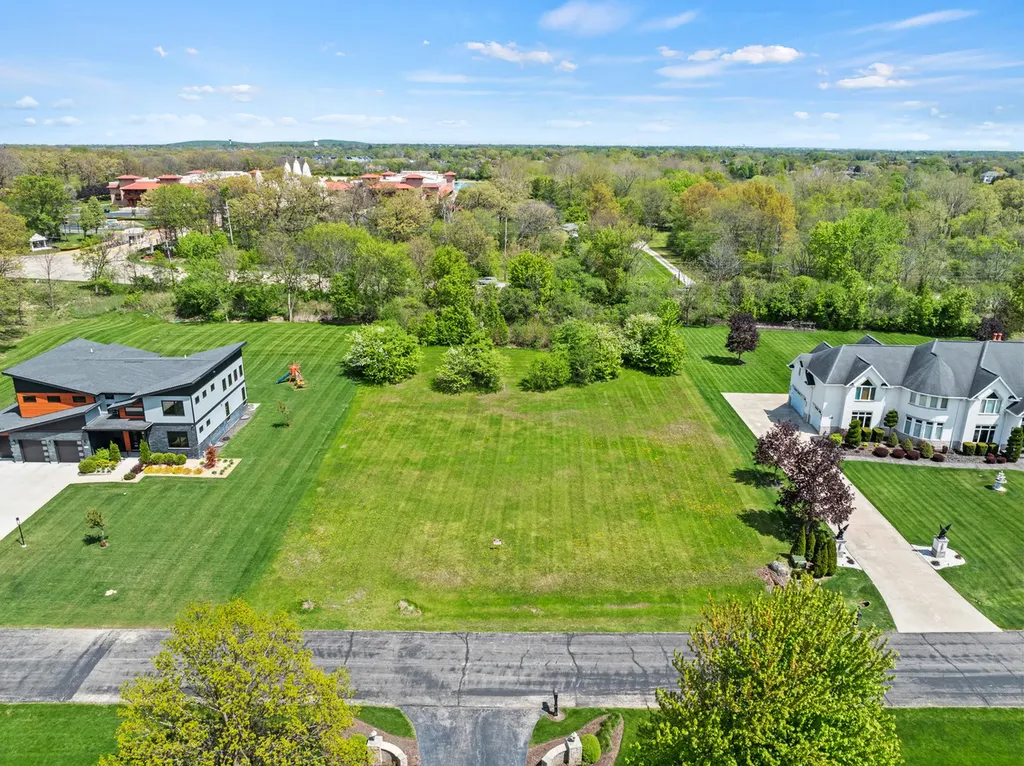 4N707 White Oak Lane Wayne IL 60184
