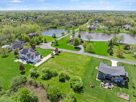 4N707 White Oak Lane Wayne IL 60184