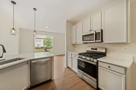 371 Mcgrath Drive Oswego IL 60543