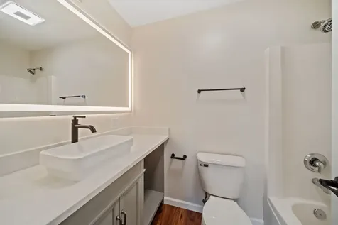 371 Mcgrath Drive Oswego IL 60543