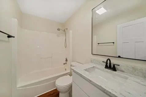 371 Mcgrath Drive Oswego IL 60543