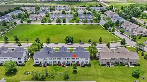 371 Mcgrath Drive Oswego IL 60543
