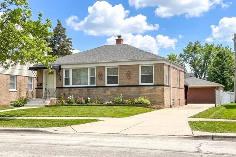 2112 Portsmouth Avenue Westchester IL 60154