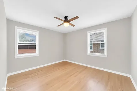2112 Portsmouth Avenue Westchester IL 60154