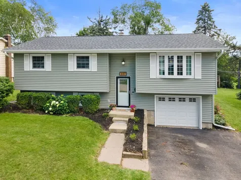 337 West Margaret Terrace Cary IL 60013