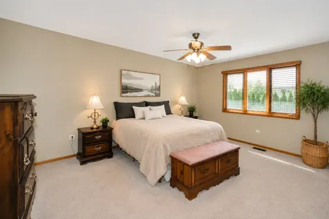 8408 Hollybrook Lane Tinley Park IL 60487