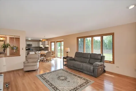 8408 Hollybrook Lane Tinley Park IL 60487