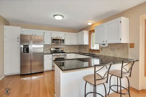 8408 Hollybrook Lane Tinley Park IL 60487