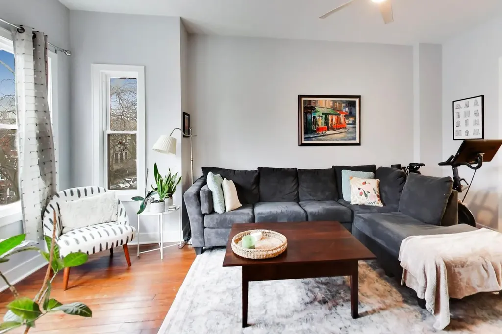1639 North Claremont Avenue Chicago IL 60647