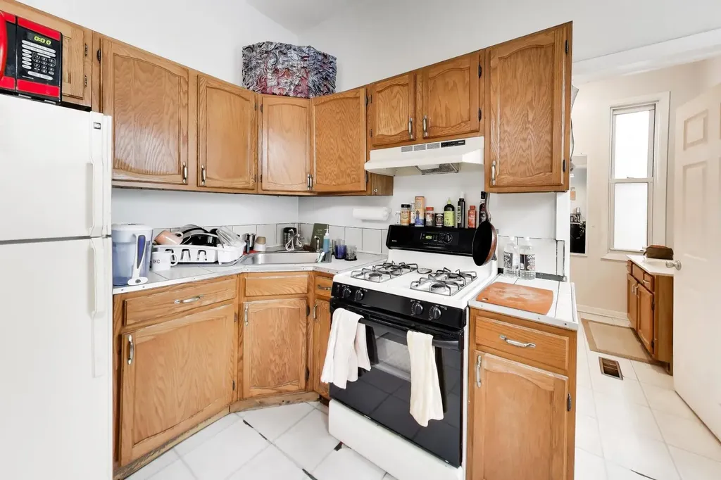 1639 North Claremont Avenue Chicago IL 60647
