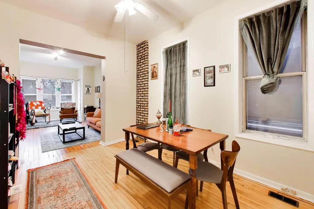 1639 North Claremont Avenue Chicago IL 60647