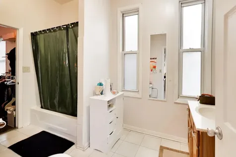 1639 North Claremont Avenue Chicago IL 60647
