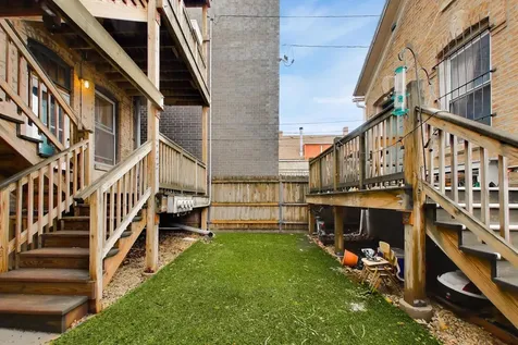 1639 North Claremont Avenue Chicago IL 60647