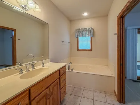 2903 Wynstone Drive Champaign IL 61822