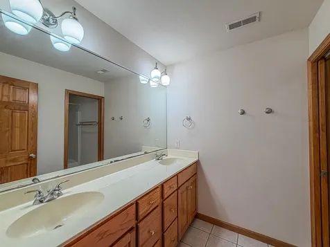2903 Wynstone Drive Champaign IL 61822