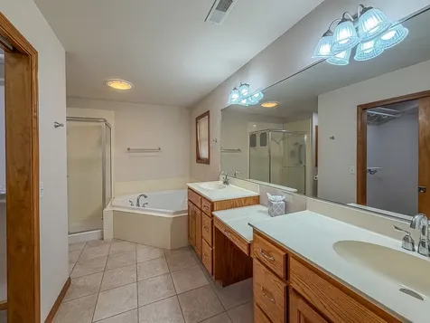 2903 Wynstone Drive Champaign IL 61822