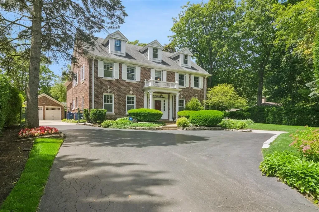 1448 Sheridan Road Highland Park IL 60035