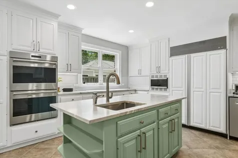 1448 Sheridan Road Highland Park IL 60035