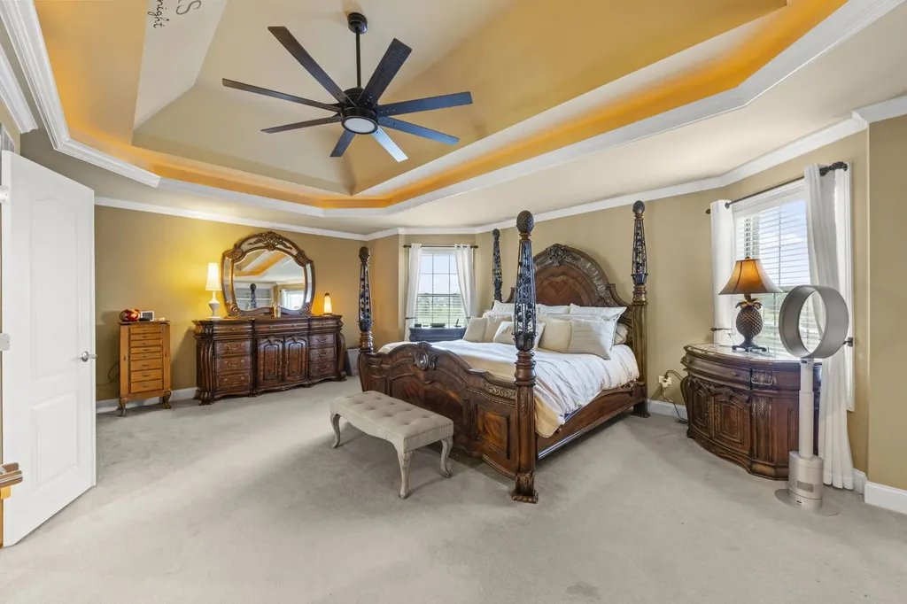 16022 South Selfridge Circle Plainfield IL 60586