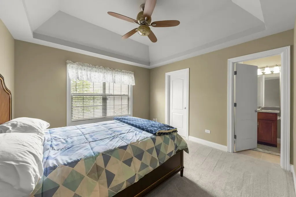 16022 South Selfridge Circle Plainfield IL 60586