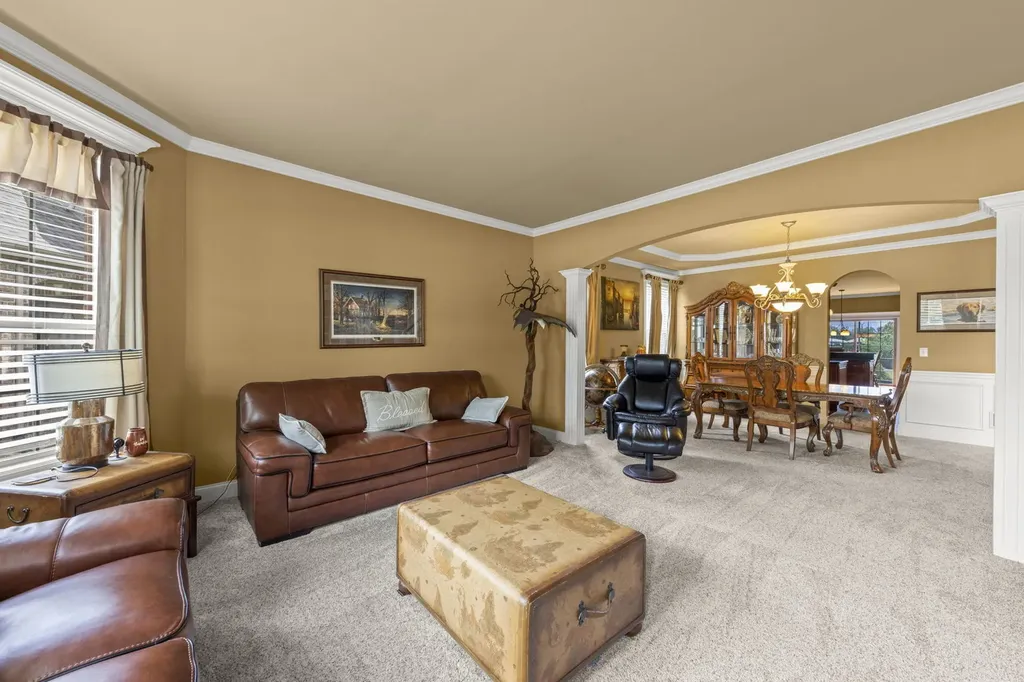 16022 South Selfridge Circle Plainfield IL 60586