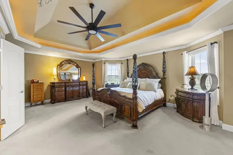 16022 South Selfridge Circle Plainfield IL 60586
