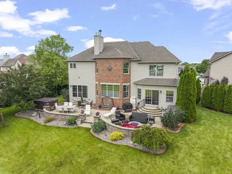 16022 South Selfridge Circle Plainfield IL 60586