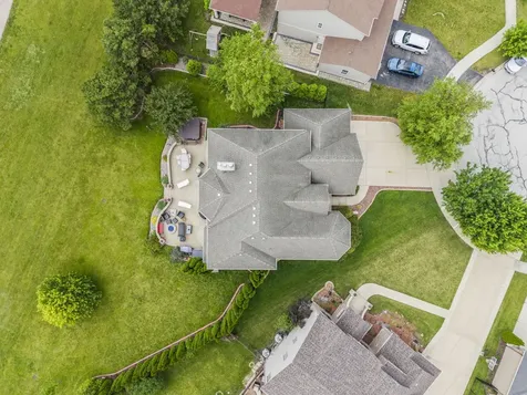 16022 South Selfridge Circle Plainfield IL 60586