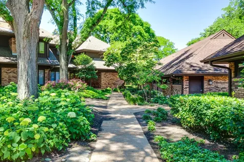 3875 South Mission Hills Road Northbrook IL 60062