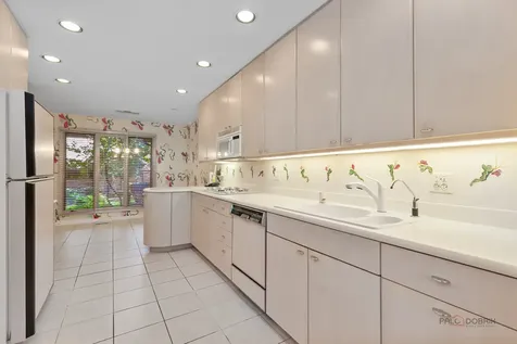 3875 South Mission Hills Road Northbrook IL 60062