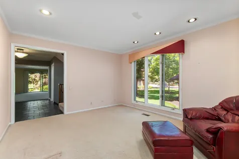 3875 South Mission Hills Road Northbrook IL 60062