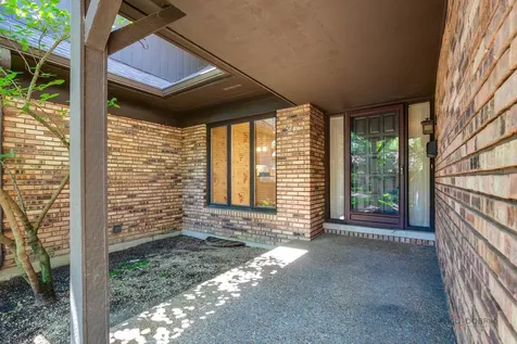 3875 South Mission Hills Road Northbrook IL 60062