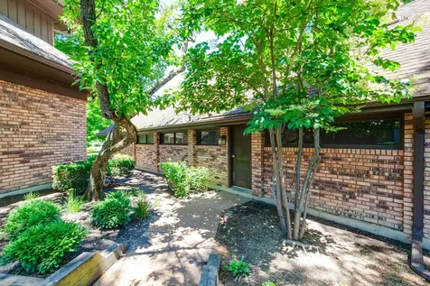 3875 South Mission Hills Road Northbrook IL 60062