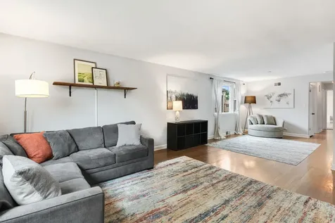 5754 North Christiana Avenue Chicago IL 60659