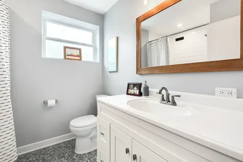 5754 North Christiana Avenue Chicago IL 60659
