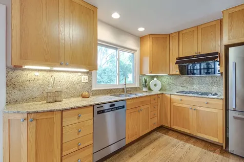 670 Indian Hill Road Deerfield IL 60015