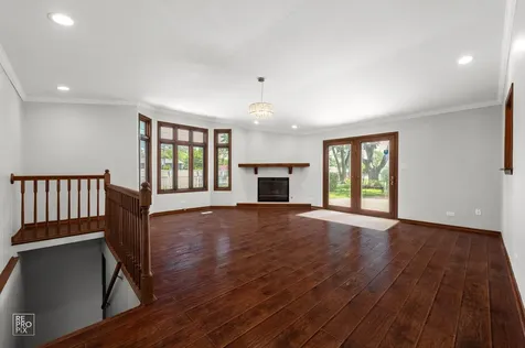 14825 Parkside Avenue Oak Forest IL 60452