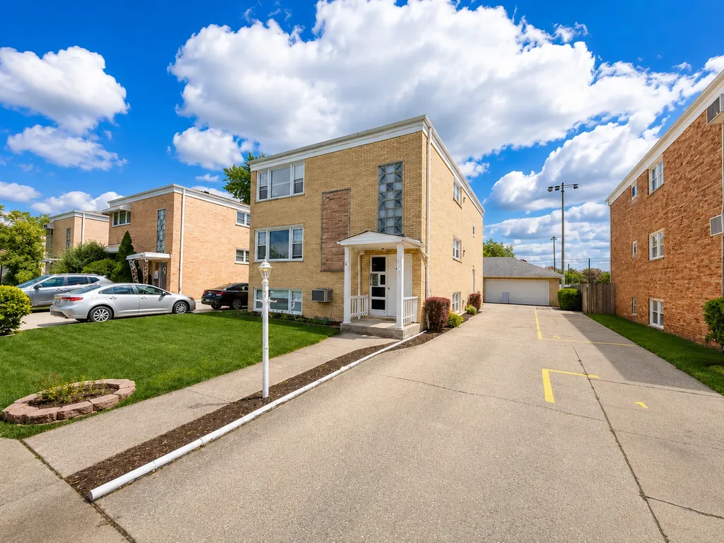 1525 Homestead Road La Grange Park IL 60526