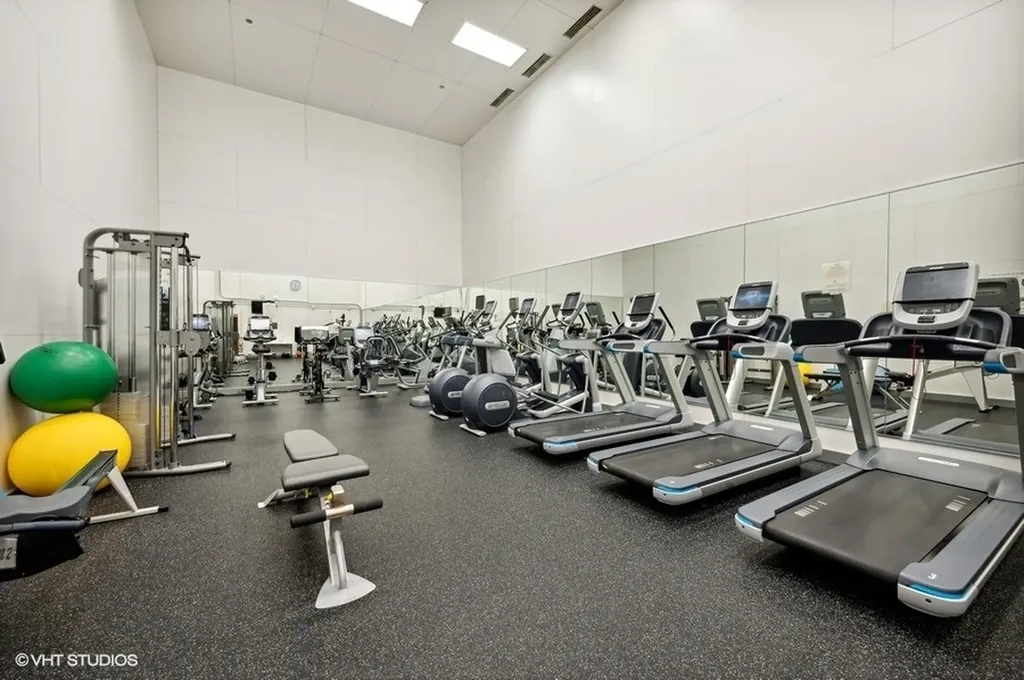 161 East Chicago Avenue Chicago IL 60611