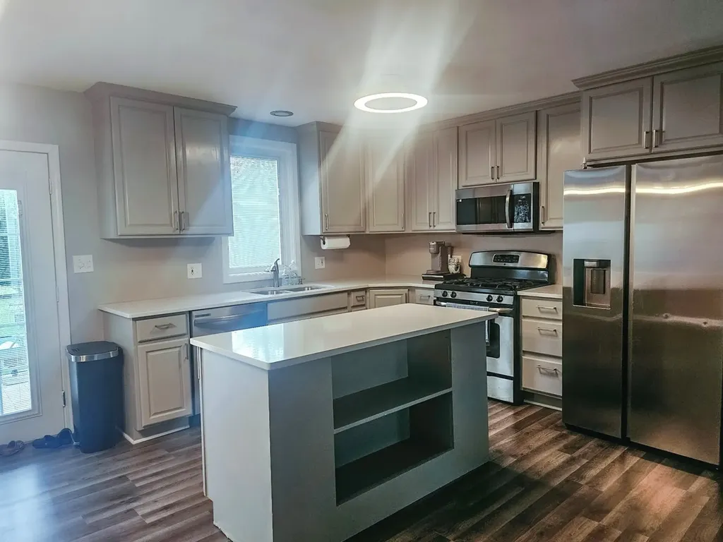 5S334 Stewart Drive Naperville IL 60563