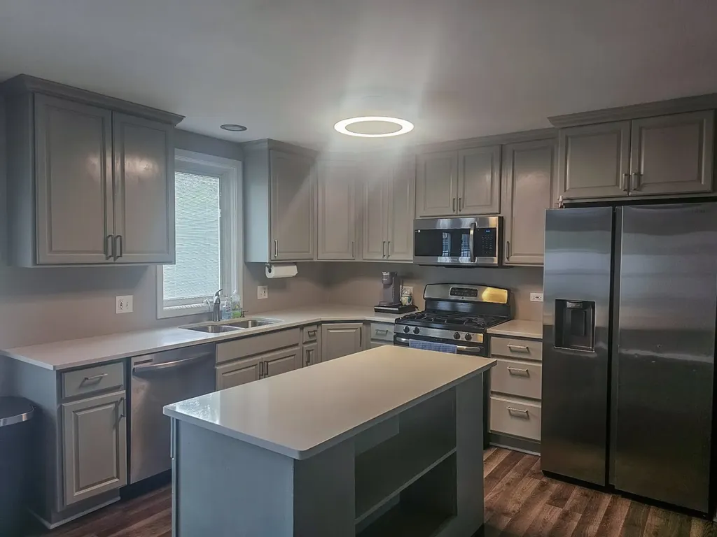 5S334 Stewart Drive Naperville IL 60563