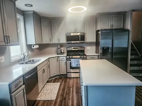 5S334 Stewart Drive Naperville IL 60563
