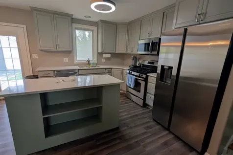 5S334 Stewart Drive Naperville IL 60563