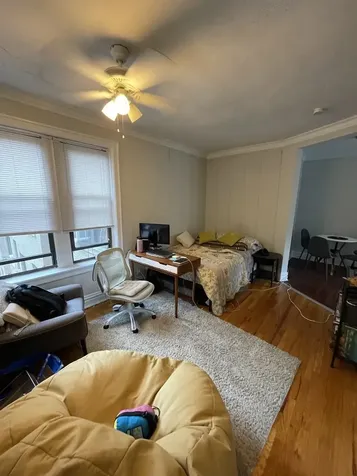 639 West Roscoe Street Chicago IL 60657