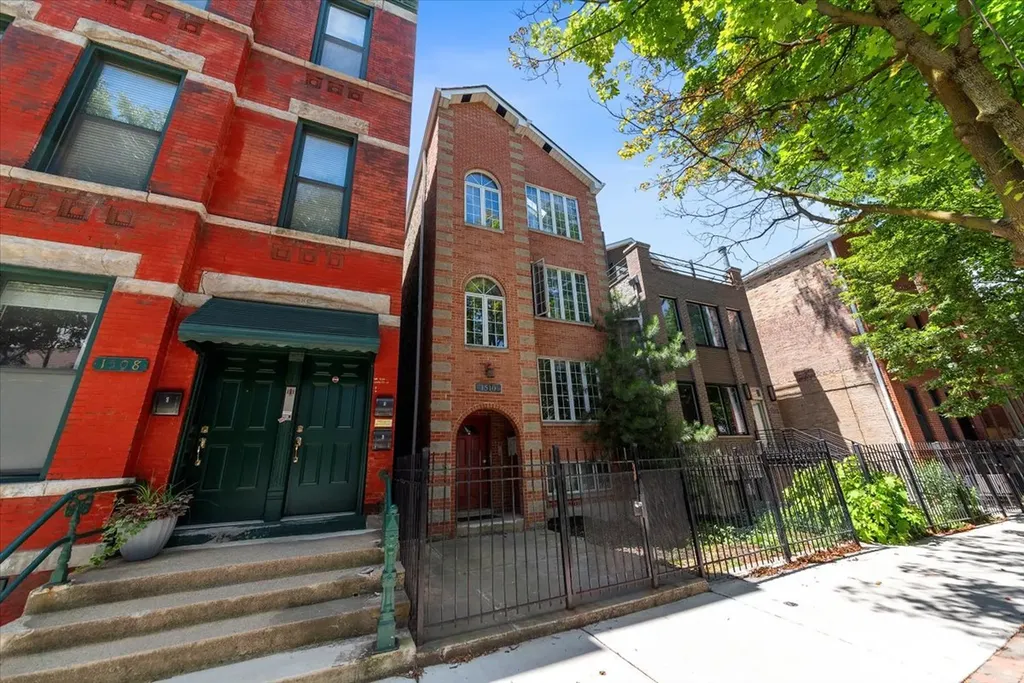 1510 North Elk Grove Avenue Chicago IL 60622